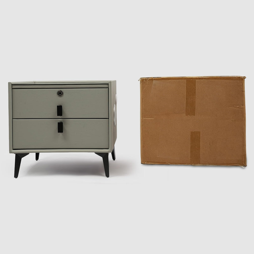 Light Gray Solid Wood Nightstand with Charging Station and 2 Drawers N20469